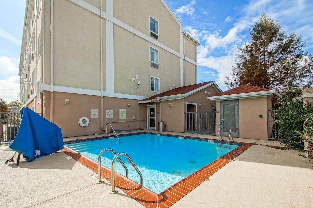 Days Inn By Wyndham Baton Rouge I-10 Prairieville Exterior foto